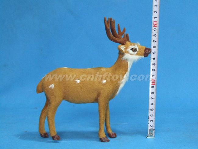 皮毛玩具鹿：L270菏�珊惴狡っ�工�品有限公司