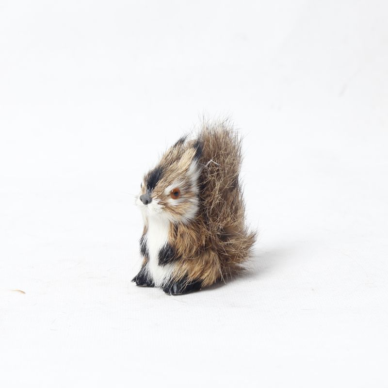皮毛玩具松鼠：仿真皮毛松鼠  圣�Q�旒�菏�珊惴狡っ�工�品有限公司